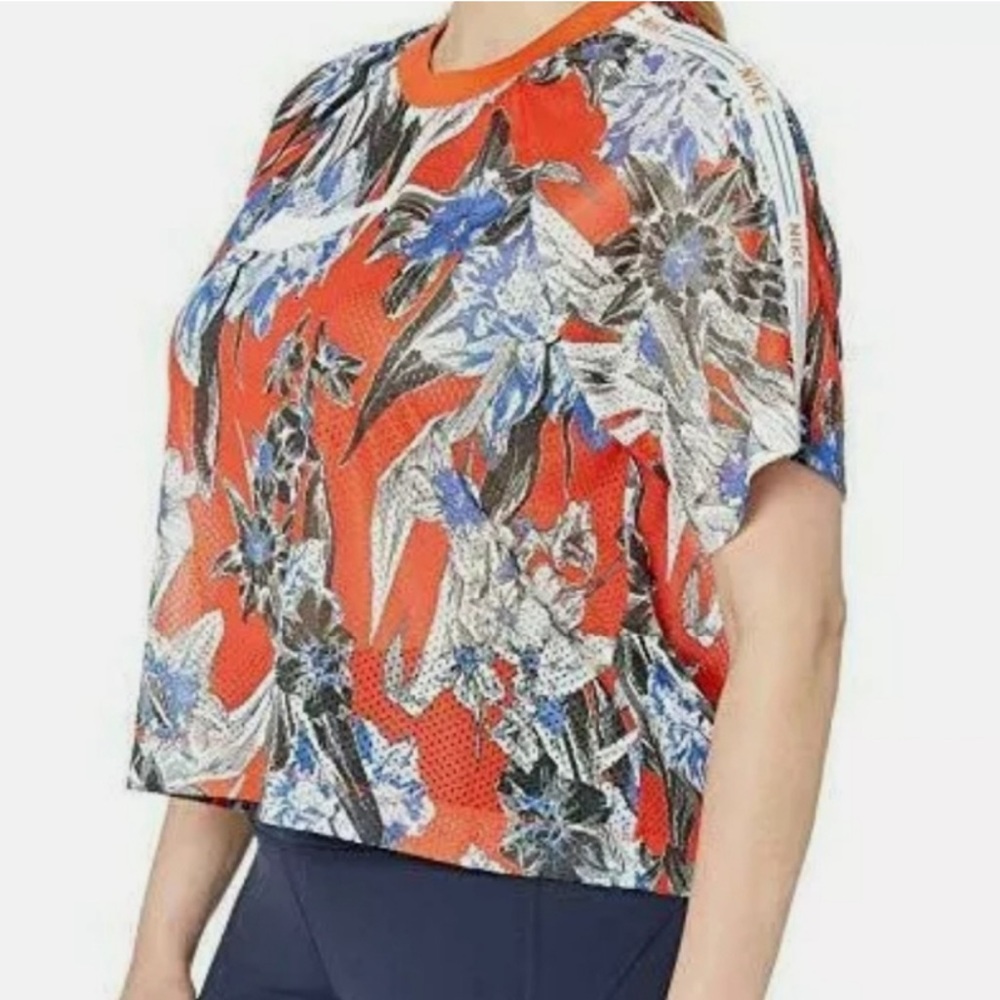 Nike sportwear Floral Short Sleeve mesh shirt women size 3x